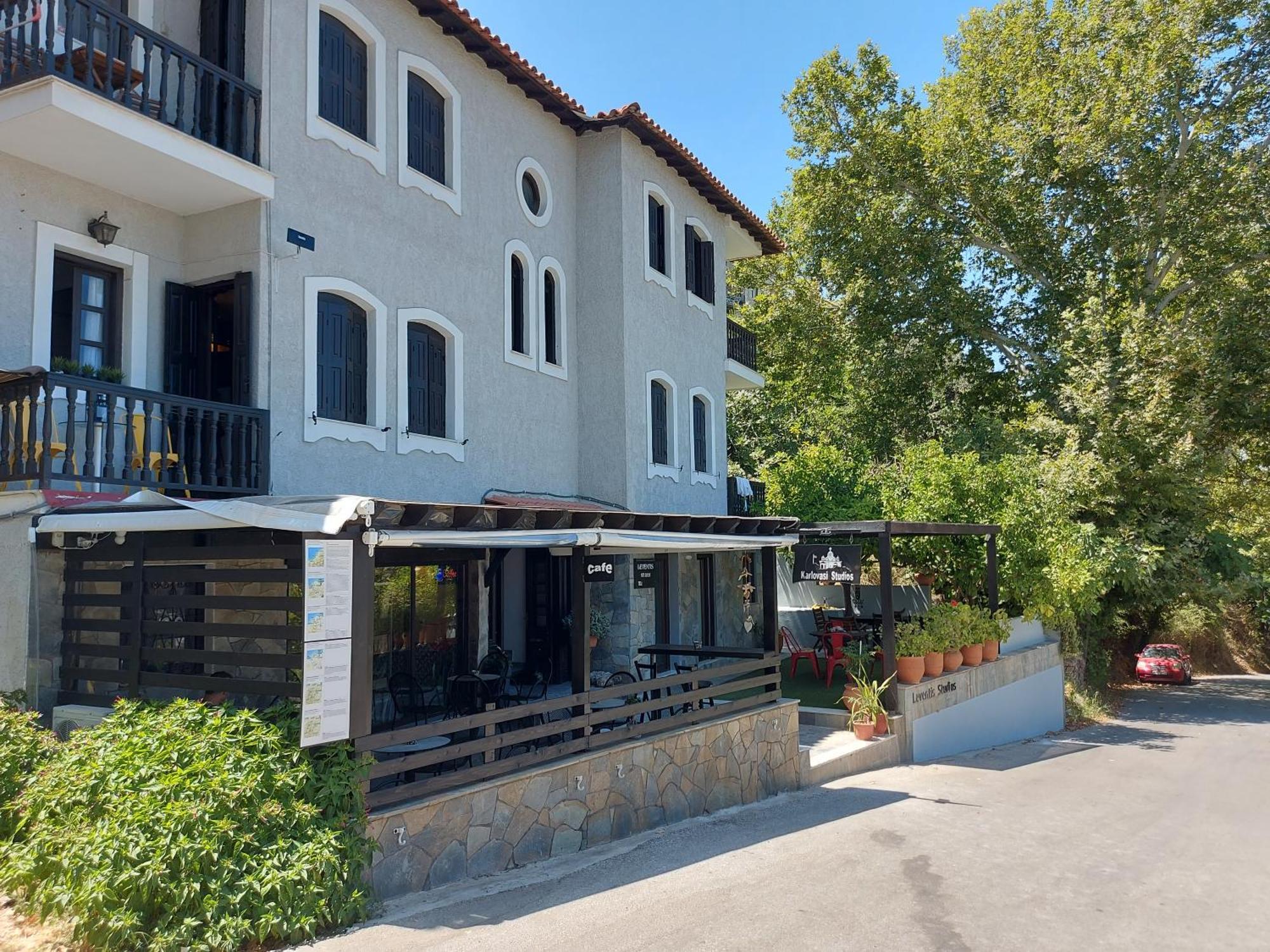 Karlovasi Studios Karlovassi Exterior photo
